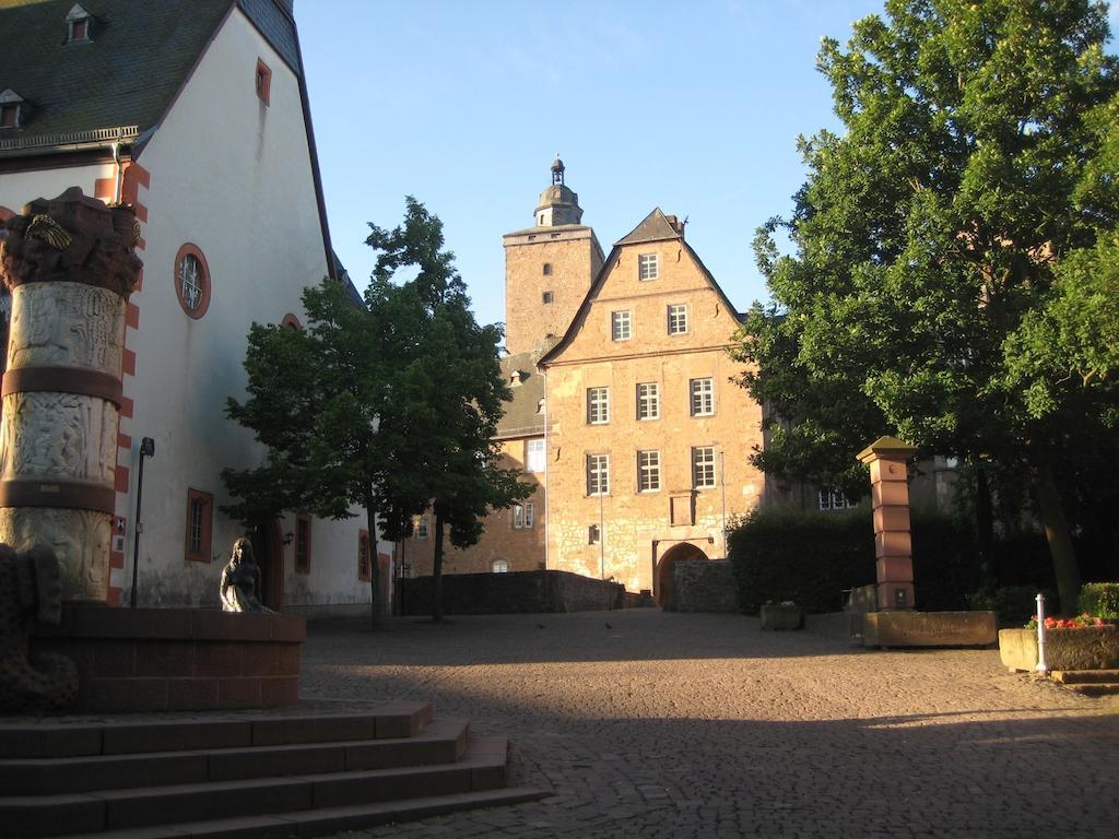 Hotel Burgmannenhaus Steinau an der Straße Exterior foto